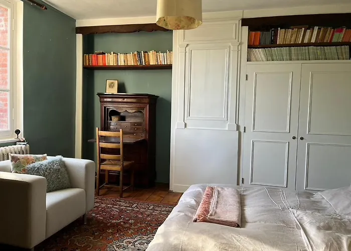 'l' Editeur' - Maison De Maitre Honfleuraise. * La Rivière-Saint-Sauveur