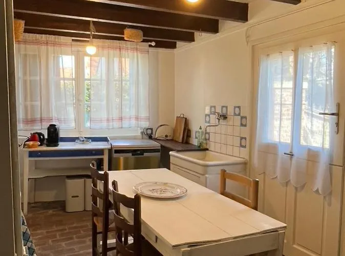 'l' Editeur' - Maison De Maitre Honfleuraise. * La Rivière-Saint-Sauveur