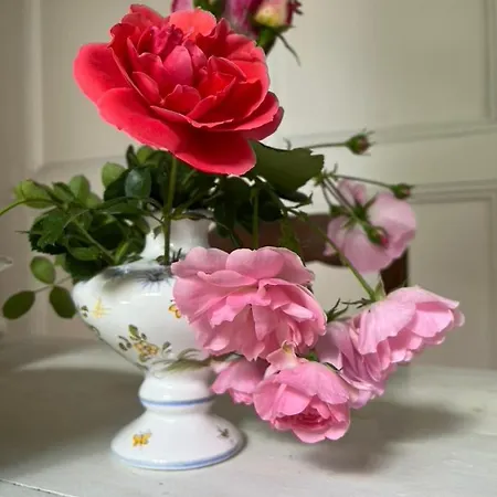 ‘l’ éditeur’ - Maison De Maître Honfleuraise. * La Rivière-Saint-Sauveur