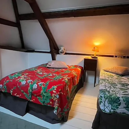 ‘l’ éditeur’ - Maison De Maître Honfleuraise.