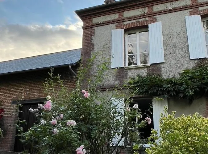 Villa ‘l’ éditeur’ - Maison De Maître Honfleuraise. *